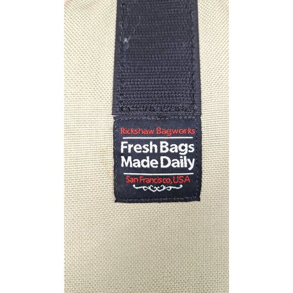 Rickshaw Small Zero Messenger Bag Adjustable Strap Blue Pink Canvas Francisco - Picture 7 of 12